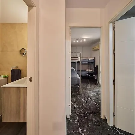 Gades Zuloaga Ha * 加的斯