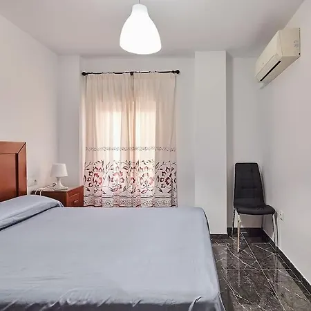 Gades Zuloaga Ha 加的斯